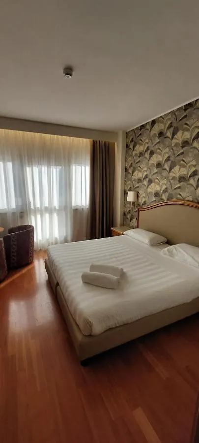 Perugia Plaza Hotel Itália
