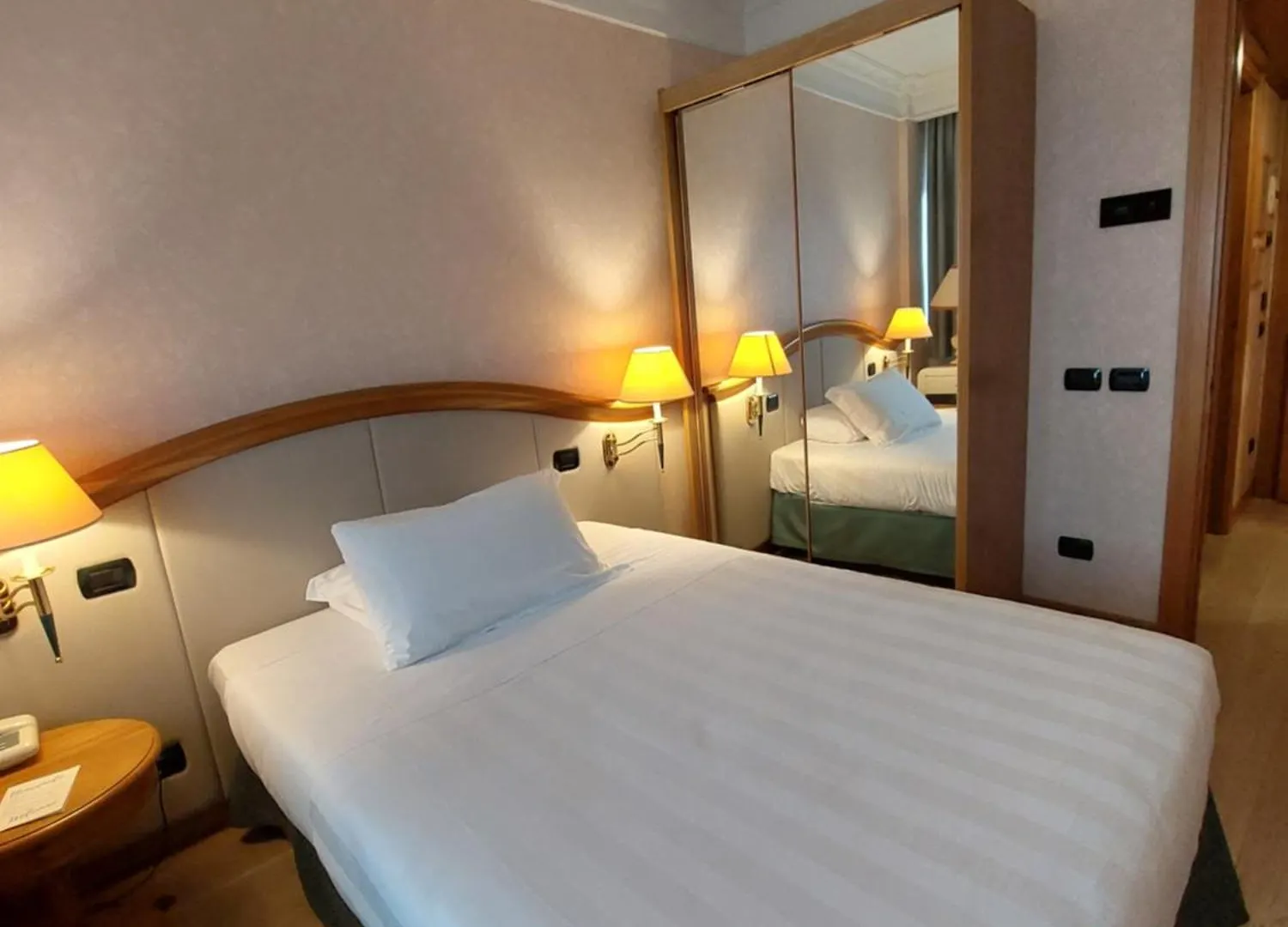 Perugia Plaza Hotel 4*,  Ιταλία